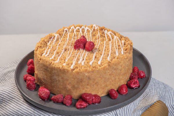 Torta Crocante Caluga Manjar Frambuesa Nuez